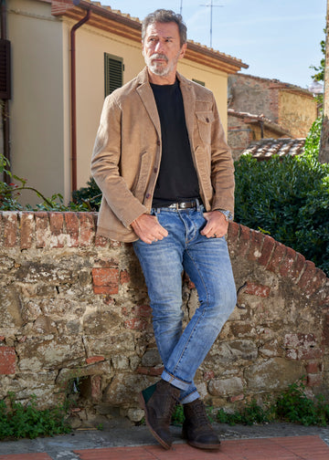 Iconic 500-line velvet jacket